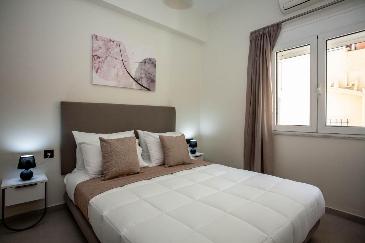 Makel Apartment Chrissi Akti Chania Exterior foto
