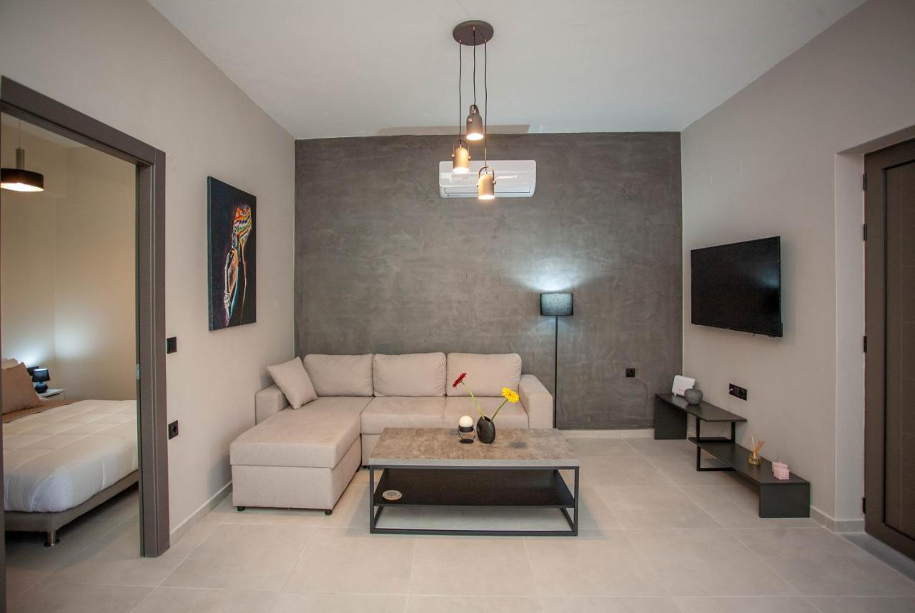 Makel Apartment Chrissi Akti Chania Exterior foto